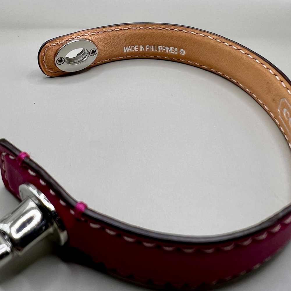 COACH Authentic Leather Turnlock Bracelet — Fuchsia/Hot Pink | NWOT | MSRP $89 - Picture 7 of 13